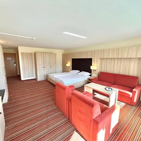 Schwarzwalapartment Nr 6 Presidential 40qm Doppelbett Modern Altensteig